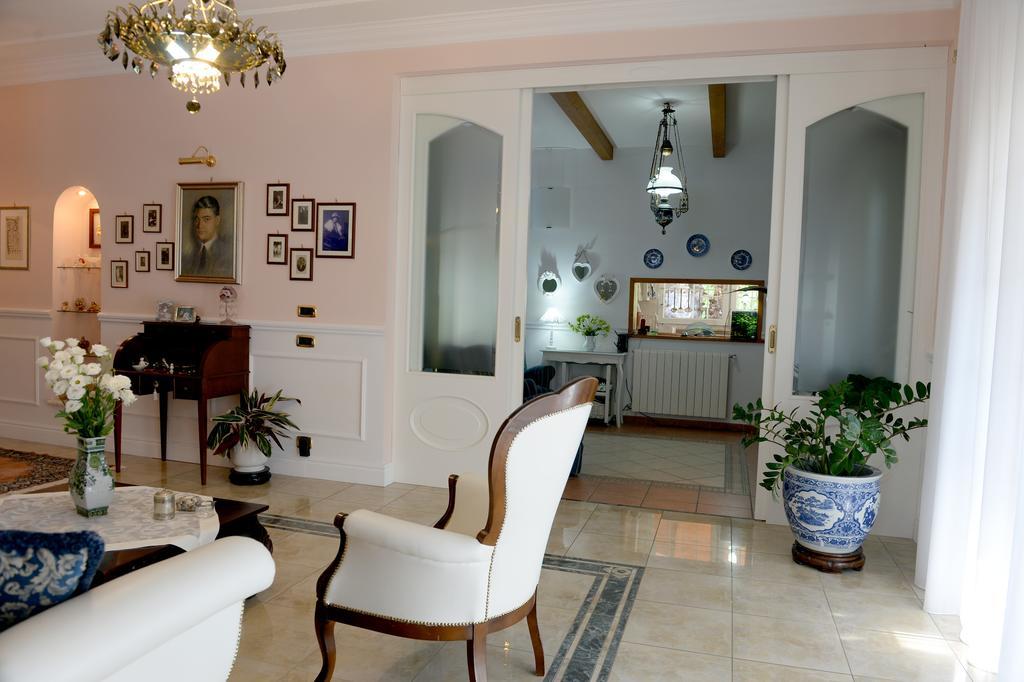 Il Giardino Delle Jacaranda Bed & Breakfast Talsano Dış mekan fotoğraf