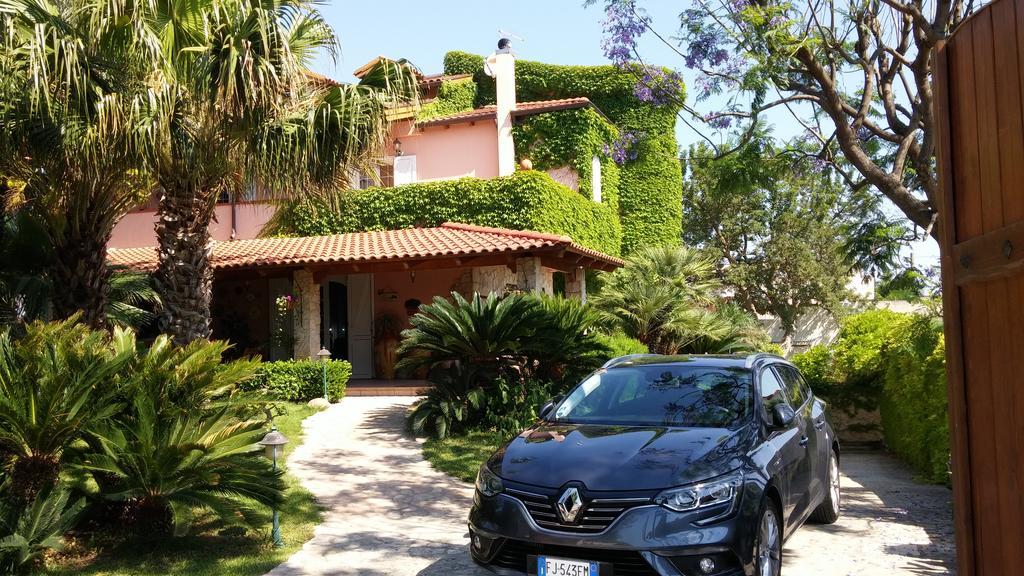 Il Giardino Delle Jacaranda Bed & Breakfast Talsano Dış mekan fotoğraf
