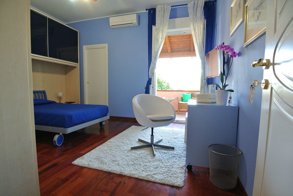 Il Giardino Delle Jacaranda Bed & Breakfast Talsano Dış mekan fotoğraf