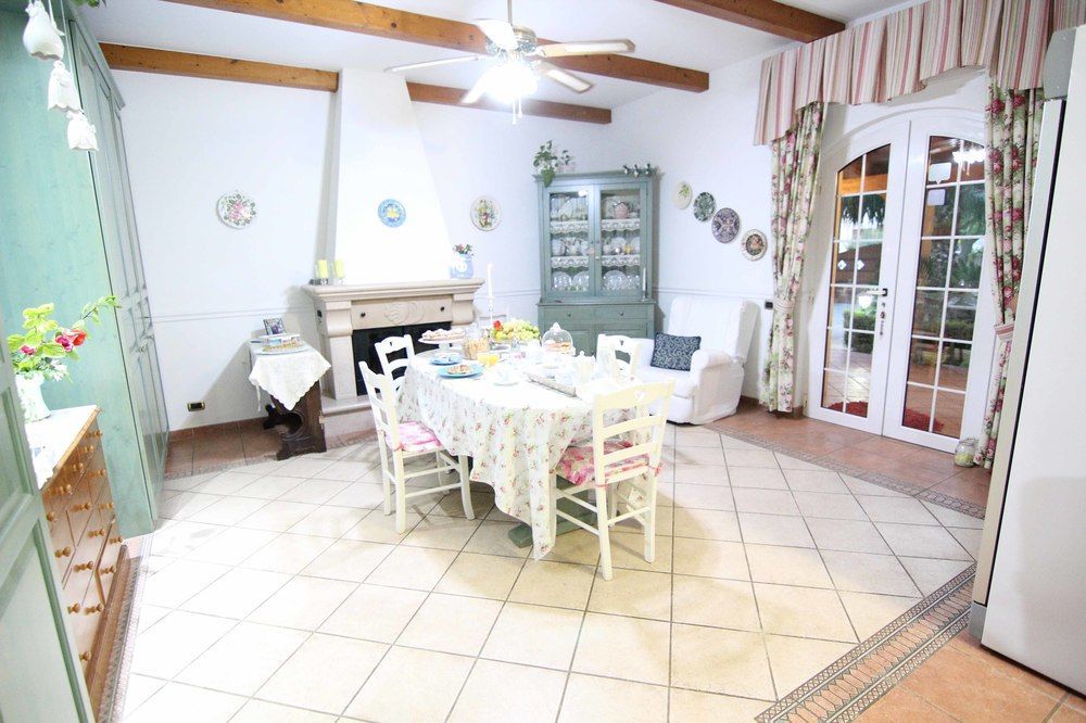 Il Giardino Delle Jacaranda Bed & Breakfast Talsano Dış mekan fotoğraf