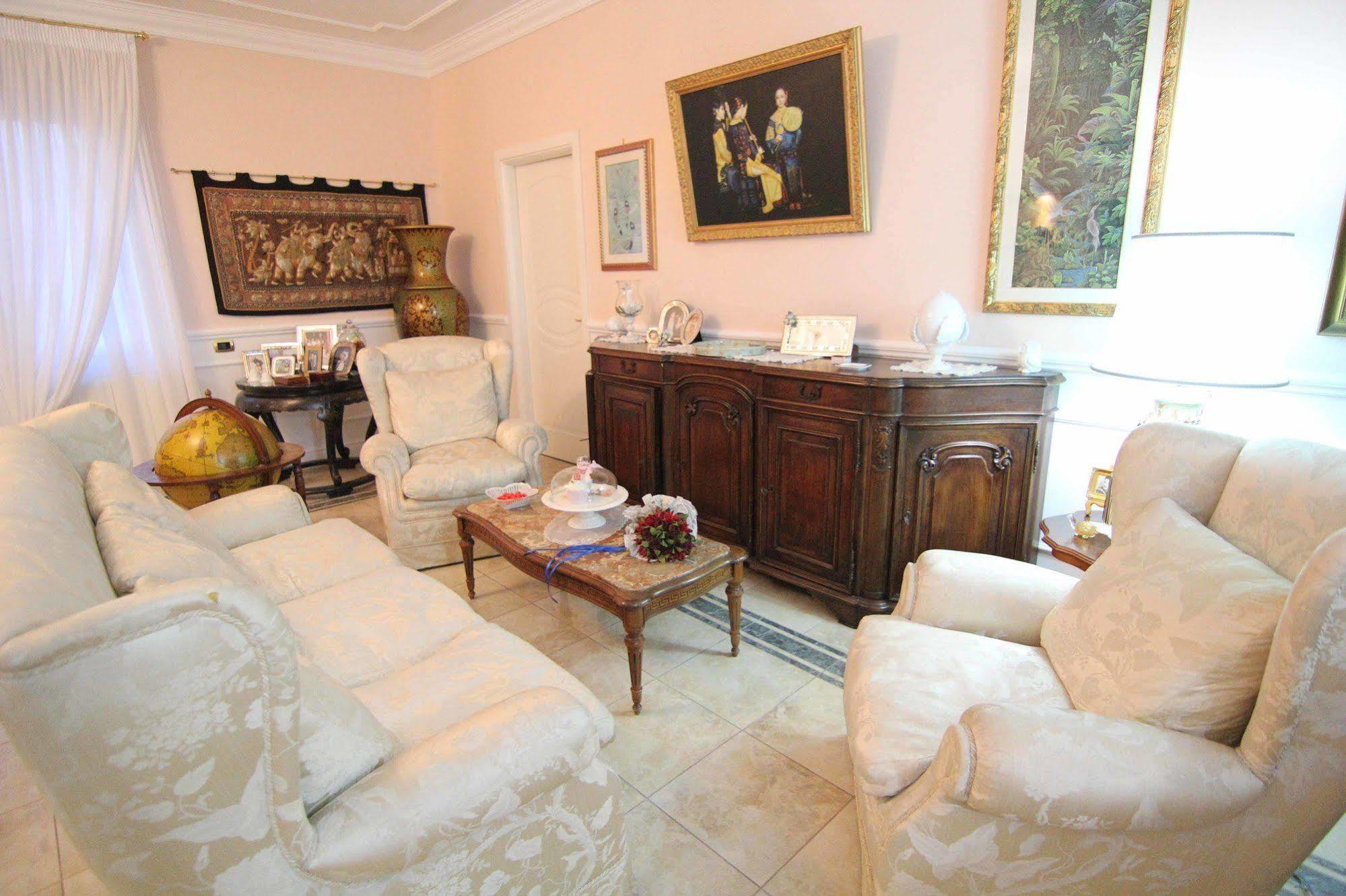 Il Giardino Delle Jacaranda Bed & Breakfast Talsano Dış mekan fotoğraf
