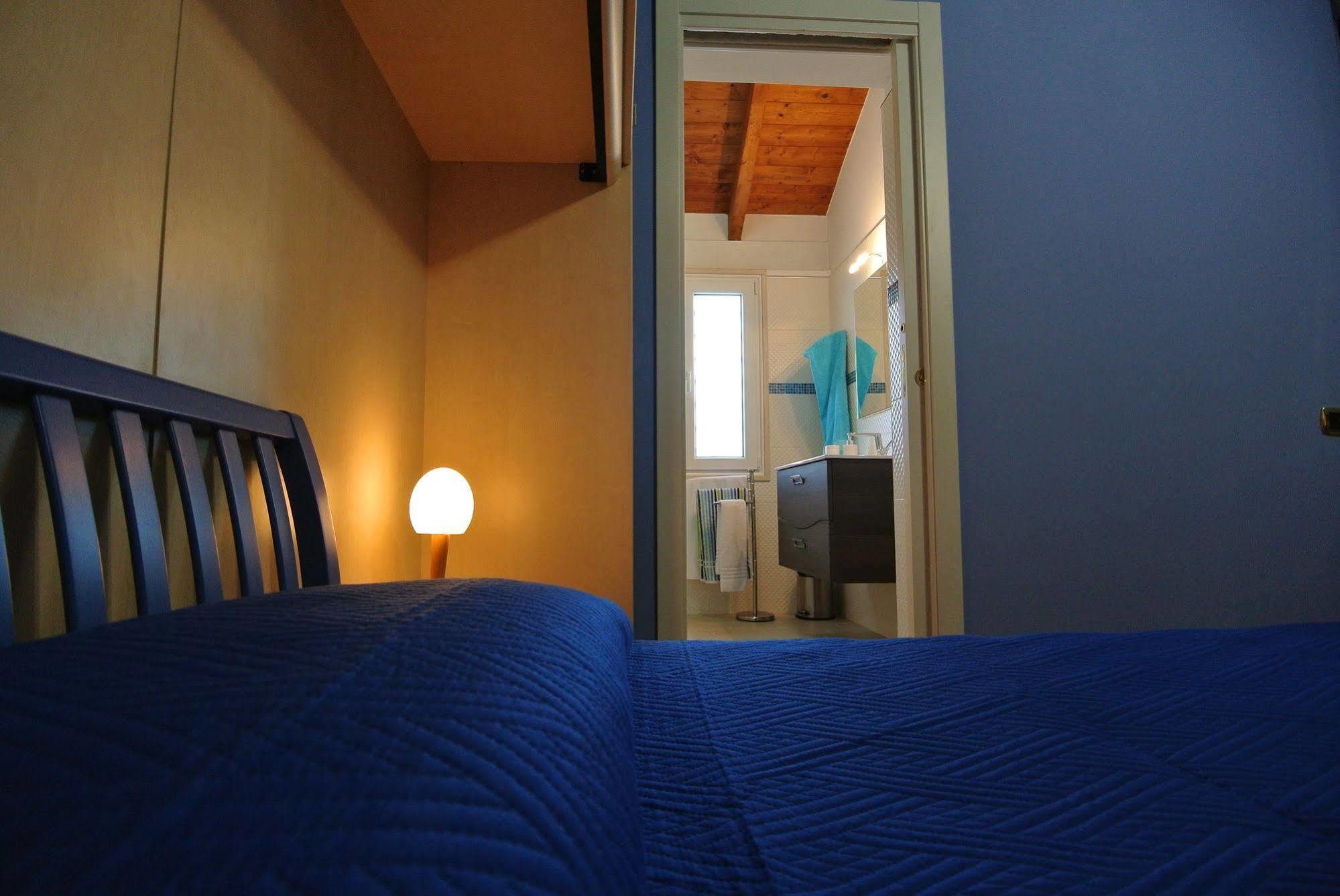 Il Giardino Delle Jacaranda Bed & Breakfast Talsano Dış mekan fotoğraf